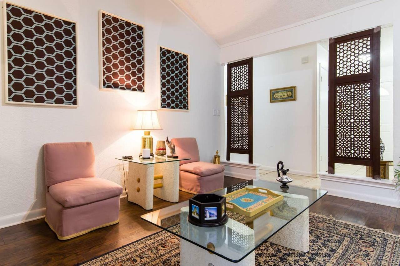 Oasis Near Dfw Airport With Mediterranean Setting Irving Eksteriør bilde