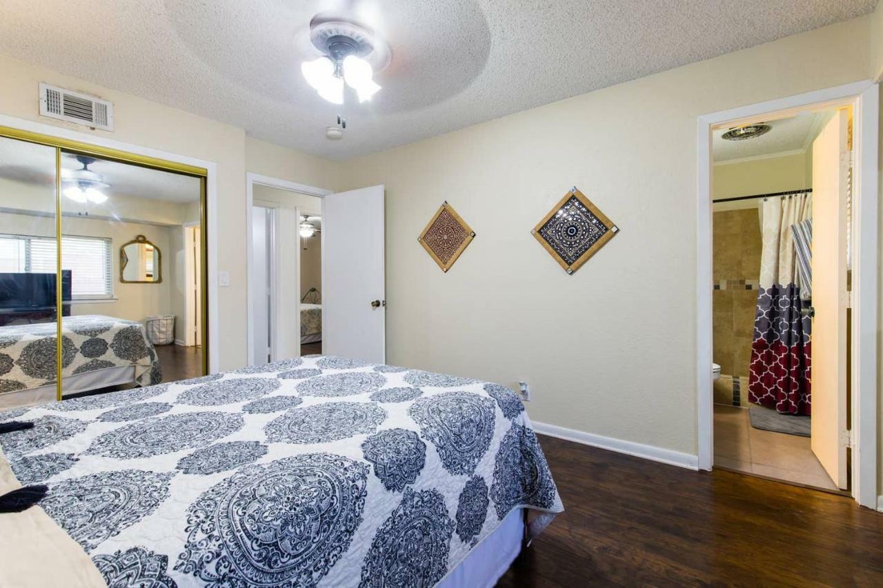 Oasis Near Dfw Airport With Mediterranean Setting Irving Eksteriør bilde