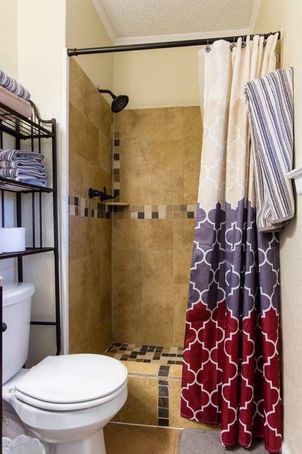 Oasis Near Dfw Airport With Mediterranean Setting Irving Eksteriør bilde
